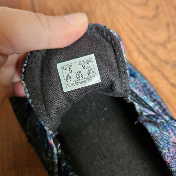 NWOT Vans Paisley Style 53 Slip On Loafers - Picture 5 of 9